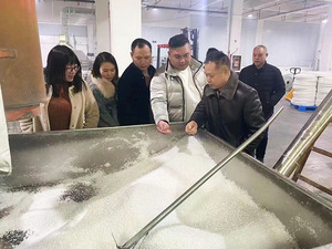 元旦佳節新余南方硅灰石有限公司、上高縣蒙特英有限公司來我廠考察指導